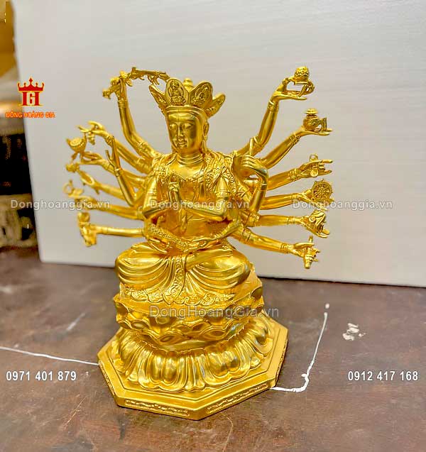 Mẫu tượng Phật bằng đồng mạ vàng 24K được nhiều khách hàng của Hoàng Gia yêu thích